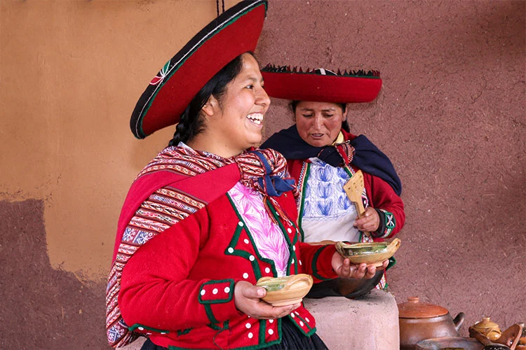 Regenerative tourism in the Sacred Valley of Peru connecting travelers with local Andean communities, culture, and nature.